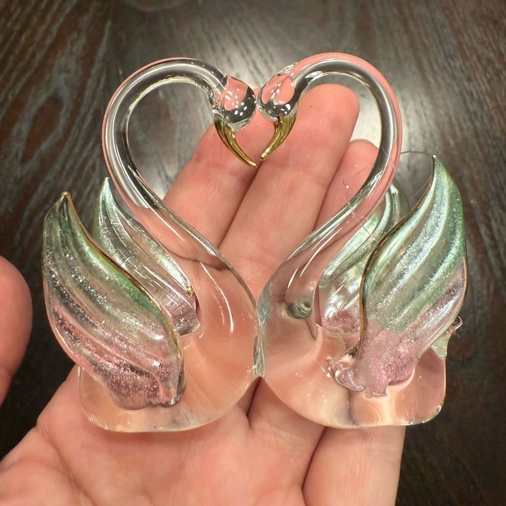 Spun Glass Kissing Swans Christmas Ornament